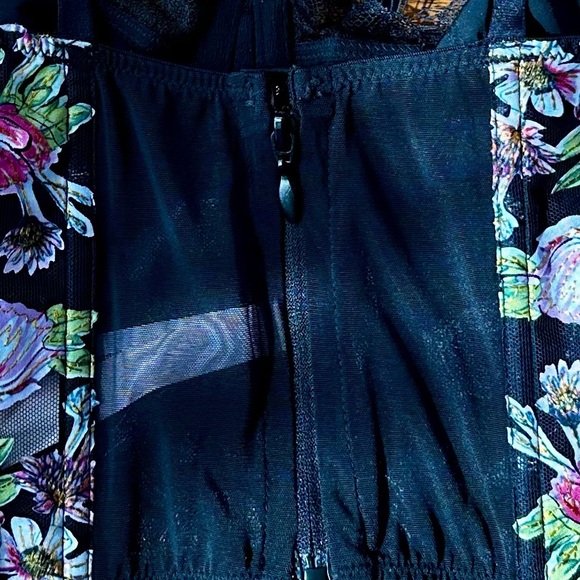 Victoria’s Secret Dream Angels Black Floral Corset Top Size 34B New Without Tag! - Picture 8 of 9